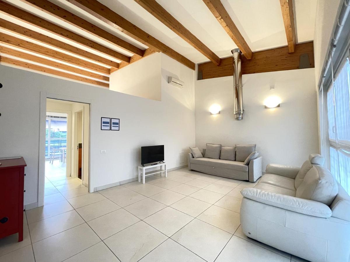 Accomodo Mit48 Trivanotortona Apartment Milano Exterior foto